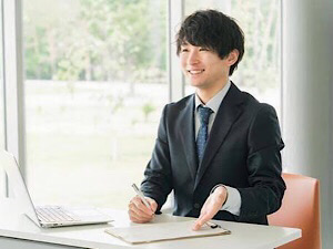キャリアリンク株式会社【プライム市場】 人材派遣営業／リーダー候補／賞与年2回／年休124日