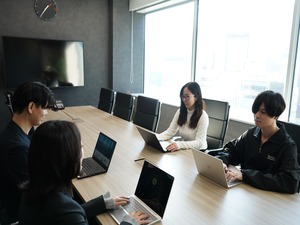 ＩＮＲＩＳＥ株式会社 仕入れ営業／未経験OK／完全週休二日制／実働7時間／ノルマ無