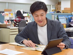株式会社アルファ【スタンダード市場】 販促企画／リモートOK／年間休日126日／月給26万円以上