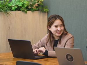 株式会社ジーデップ・アドバンス【スタンダード市場】 営業支援チームのリーダー候補／土日祝休／賞与2回／時差出勤可