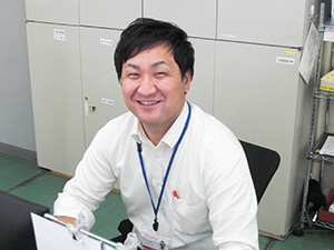 山崎製パン株式会社　甲府営業所【プライム市場】 営業／グループ売上1兆円超／住宅・家族手当／山梨県内