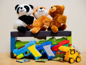 株式会社丸昌 人気キャラクターグッズ・カプセルトイ・玩具の開発・生産管理