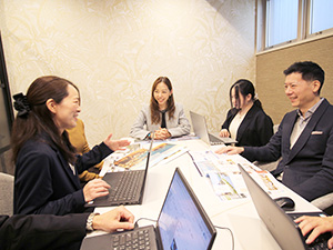 HANA HOSPITALITY株式会社 マーケティング事務・アシスタント／未経験OK／英語力生かせる