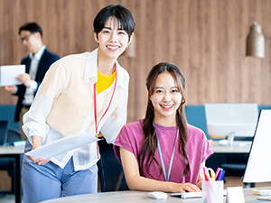 株式会社９ トレカサイトのディレクター（戦略立案・広告運用等）未経験歓迎