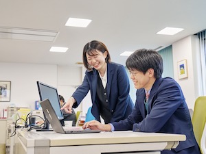 株式会社イートン(アウルグループ) ITエンジニア／大規模な開発案件多数／家賃補助・引越し支援有