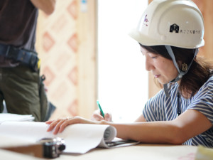 株式会社オカムラホーム リフォーム工事の管理スタッフ／年休126日／月給33万円以上