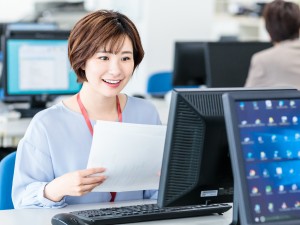 ＦＪＵＴプラス株式会社(UTグループと富士通グループの協業会社) ヘルプデスク／年休126日／残業少なめ／SD000115