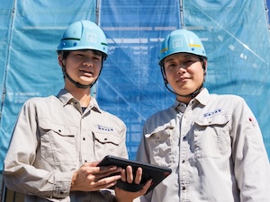 株式会社飯田産業(飯田グループホールディングス) 木造戸建住宅の施工管理／土日休／賞与4カ月～／月給25万円～