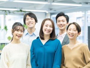 Ｐｈｉｌｌｉｐｓ　Ｉｎｖｅｓｔｍｅｎｔｓ株式会社(グループ会社／Ｐｈｉｌｌｉｐｓ　Ｃｏｎｓｕｌｔｉｎｇ株式会社) 販売職・営業職