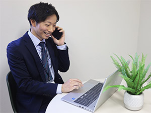 株式会社幻冬舎ゴールドオンライン 広告営業／未経験でも月給30万円～／年休123日～／土日祝休