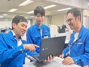 エム・エフ・ヴィ株式会社 化粧品容器の企画営業／未経験歓迎／年休125日／残業月10h