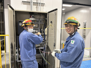 日本昇降機株式会社 エレベーターの点検スタッフ／年休120日以上／残業月20時間