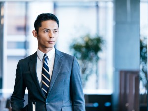 株式会社プリサート 総務経理部部長／年間休日120日／月給42万円以上／転勤なし