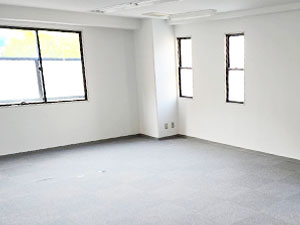 株式会社秀商事 コールセンター事務／週休2日／月給22万円～／1月末オープン