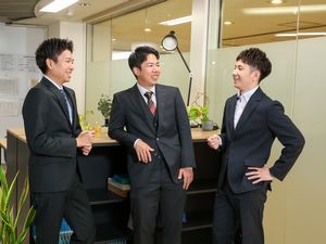 ヤオキ商事株式会社 ルート営業／未経験歓迎／完休2日／月給40万円～／残業少なめ