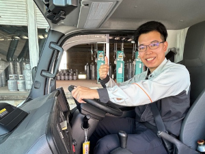 サンリン株式会社 配送営業／未経験歓迎／年休120日／残業月6h／賞与年2回