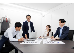 都ユニリース株式会社 各種制服レンタルの営業／未経験歓迎／年休120日／賞与年２回