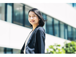 行政書士法人村上法務事務所 行政書士・行政書士サポート／年間休日131日／未経験歓迎