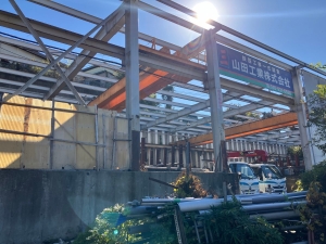 山田工業株式会社 鉄筋工事の現場作業員／月給25万円～／寮完備／基本定時退社