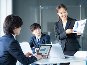 伊藤製パン株式会社(「株式会社ニップン」のグループ会社) 商品企画・提案営業／完全週休2日制／既存メイン／創業105年