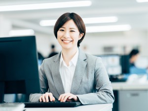 鹿島朝日高等学校（学校法人みつ朝日学園） 事務／未経験歓迎／年休122日／完全週休2日／転勤なし／岡山