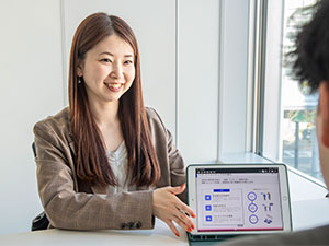 株式会社ＯＮＥ 自社BPOサービスの営業アシスタント・営業職／基本定時退社