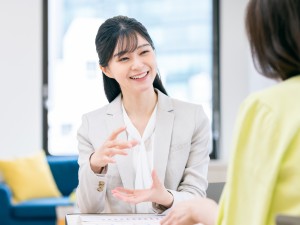 三井住友信託銀行株式会社 資産運用コンサルティング営業／新規開拓なし／年間休日120日