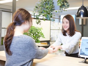 コクヨアンドパートナーズ株式会社(コクヨグループ) （田町駅すぐ）コワーキングスペースの運営事務／月給25万円～