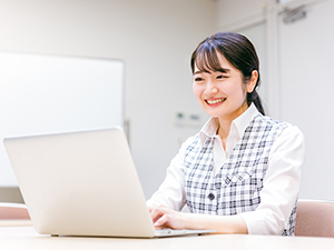 ユナイティドフーズ株式会社(タイヘイグループ) バックオフィススタッフ／経験者歓迎！／月給30.8万円～