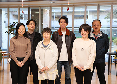 労働者協同組合ワーカーズコープ・センター事業団 放課後児童支援員（小中校教員・保育士資格所持者）基本定時退社