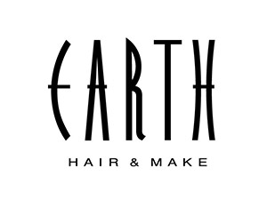 株式会社アースホールディングス 経理／年間休日129日／月給30万円～／服装・髪・ネイル自由