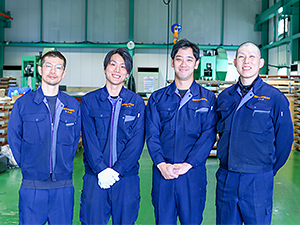 株式会社鈴木打抜製作所(スズキテクノスグループ) 製造作業スタッフ／土日祝休み／日勤固定勤務／賞与年3回