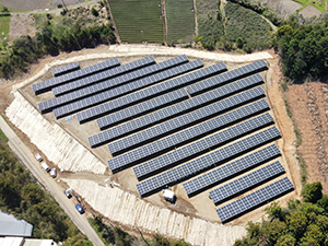 リープトンエナジー株式会社 グローバルメーカー勤務の法務／残業ほぼなし／年間休日125日