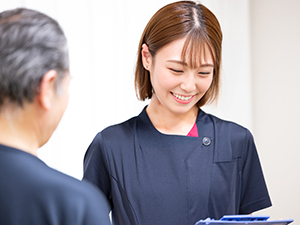 医療法人社団敬昭会　芙蓉診療所　成人病医学センター 健康診断・人間ドックの受付事務／有給休暇の消化率高め！