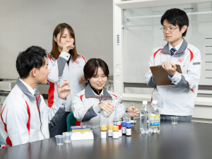 アイリスオーヤマ株式会社 品質管理・品質保証／食品・飲料の工場監査（設備・菌検査など）