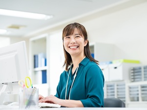 大和リース株式会社(大和ハウスグループ) 商業施設の事務スタッフ／年休123日／残業少／子育て支援充実