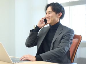 オトロンカーズ株式会社(オートバックスセブングループ) 経理（管理職候補）／月給35万円～／賞与最大年6回／完休2日