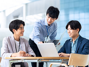 いすゞロジスティクス株式会社(いすゞグループ) 未経験歓迎の物流管理（神奈川）／年休121日／賞与5カ月以上