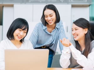 株式会社Ｏｒｉｇｉｎａｌ　Ｅｓｔａｔｅ 営業事務／未経験歓迎／年休125日／土日祝休み／10時出社