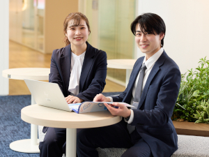 アフラック生命保険株式会社 育成体制充実のフォロー営業／月給30万円／土日祝休／経験不問