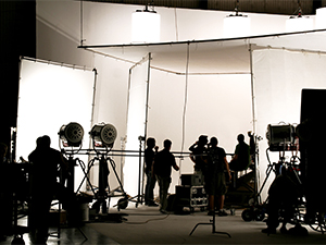 パレード・トウキョウ株式会社 映像制作スタッフ（MVの進行管理・アシスタント）／未経験歓迎