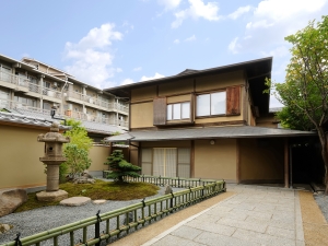 関西建物管理サービス株式会社(医療法人新生十全会グループ) 経理事務／未経験歓迎／基本定時退社／賞与4ヶ月／男女活躍中！