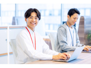 株式会社ＩＮＦＯＮＥＸ 開発エンジニア／業界未経験歓迎／年休126日／リモート案件有