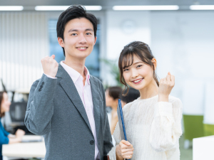 学校法人２１世紀アカデメイア（専門学校福岡デザイナー・アカデミー／専門学校福岡ビジュアルアーツ・アカデミー／専門学校福岡ホスピタリティ・アカデミー／専門学校福岡ビジネス・アカデミー） 経理／経験者募集／月給25万円～／年休121日／転勤なし