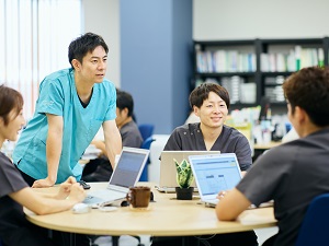 一般社団法人ポローニア あおばリガーレクリニック 診療アシスタント／未経験歓迎／年休120日／残業15時間以下