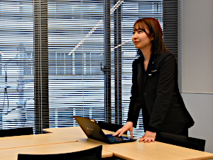 デイ・ナイト株式会社(NTTグループ) イベント企画・施設運営スタッフ／未経験歓迎／年間休日122日