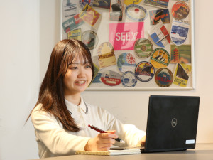 株式会社オフィス 事務系総合職／年休129日可／引越し支援あり／残業月5ｈ