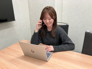 タウンライフ株式会社 自社メディアの企画営業／月収例56万円／土日祝休／残業月7h