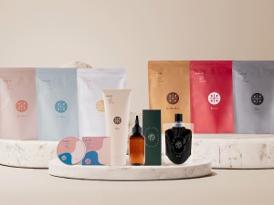 株式会社ナッシュ 美容商品のプランナー（提案・商品企画）／年間休日120日以上