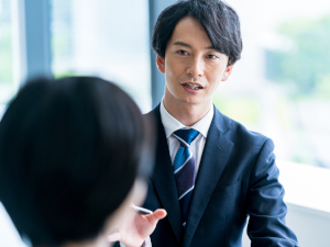 富有貿易株式会社 食品の法人営業／年収1000万円可／残業0h／年休125日